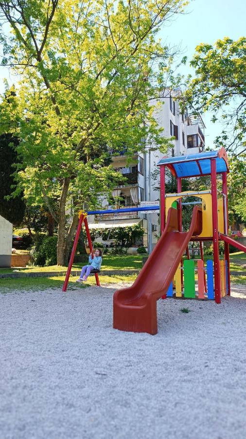 Apartman Leona Lovran Exterior photo